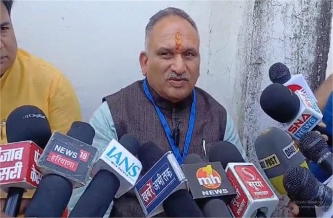 सोनीपत नगर निगम मेयर उपचुनाव में खिला कमल का फूल, राजीव जैन ने कांग्रेस उम्मीदवार को दी पटखनी