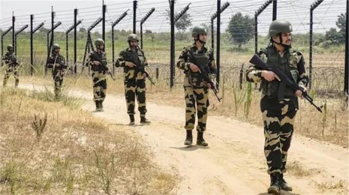 BSF की बड़ी कार्रवाई: इंटरनेशनल बॉर्डर पर घुसपैठिया ढेर