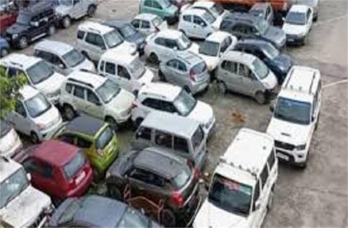 अगर आपके पास भी हैं 10-15 साल पुराने वाहन तो पढ़ें खबर, हरियाणा के इन जिलों में 1 नवंबर से नहीं मिलेगा पेट्रोल