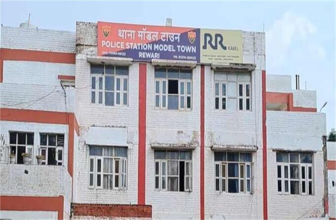 8वीं की छात्रा को होने लगी उल्टी, तो मां ने कराया टेस्ट, फिर खुला रेप और प्रेग्नेंट का खौफनाक राज