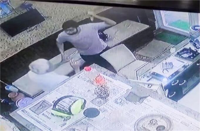 बहादुरगढ़ के चाकू की नोक पर ज्वेलरी शोरूम में लूट, थाने से 100 मीटर दूरी पर हुई वारदात