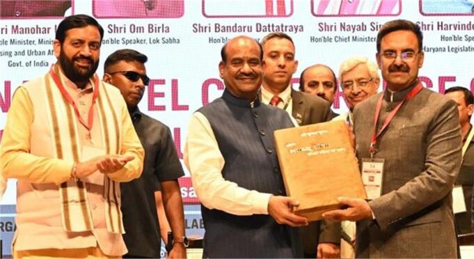 विकसित राष्ट्र निर्माण में शहरी निकाय की अहम भूमिका: ओम बिरला