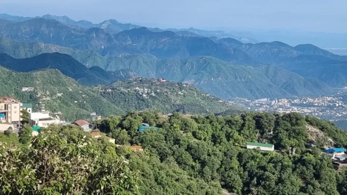 लॉन्ग वीकेंड का बन गया है प्लान? उत्तराखंड में इन जगहों पर जानें कैसा रहेगा मौसम, तभी गाड़ी लेकर घर से निकलें