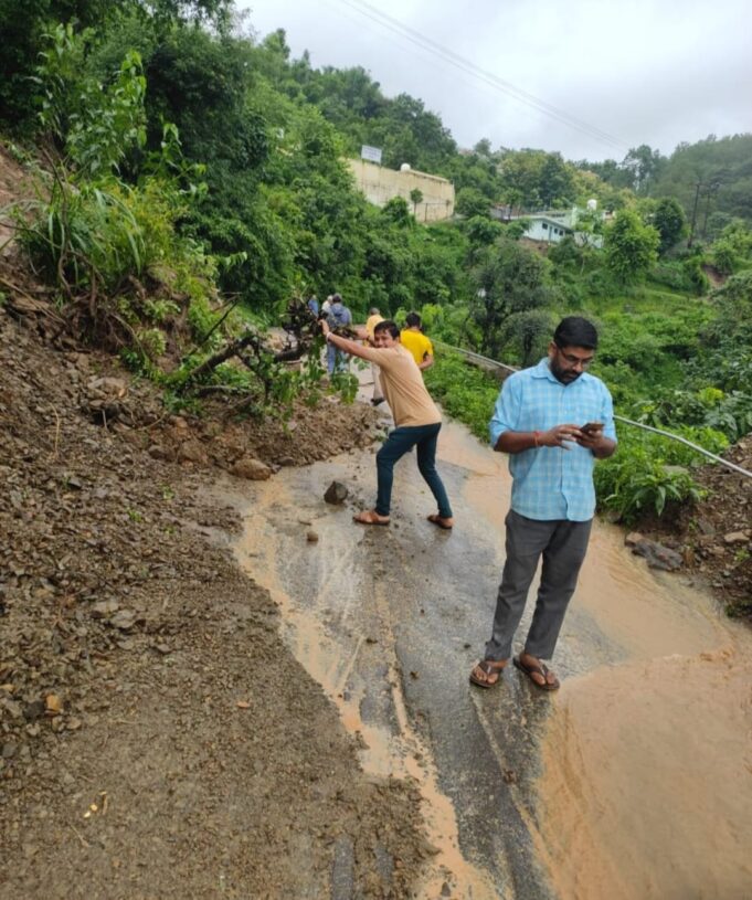 Panchkula के मोरनी हिल्स में Landslide, ये रास्ता हुआ बंद…फटाफट करें चेक