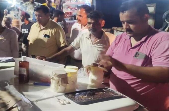 CM फ्लाइंग ने पकड़ा 1300 किलो पनीर, हथीन से सोहना किया जाता था सप्लाई