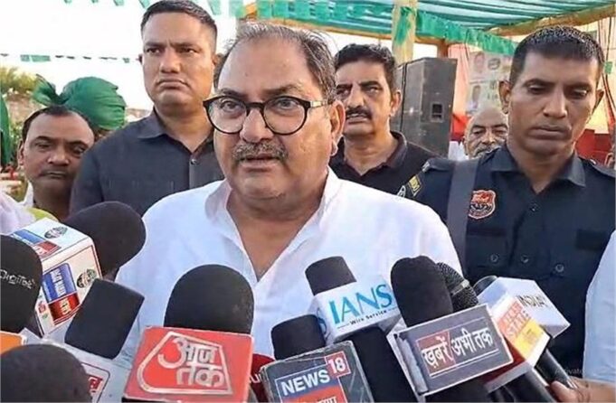 वोट चोरी के मामले में कांग्रेस पर जमकर निशाना साध गए अभय चौटाला, कही ये बड़ी बात