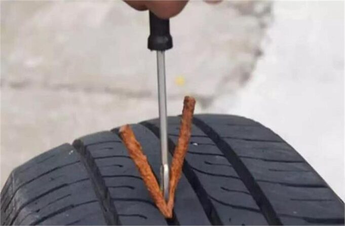 कार का पंचर लगाने गया था शख्स, पंप पर कर्मचारी ने कर दिए 3 और छेद…300 रुपए की जगह लगा हजारों का चूना