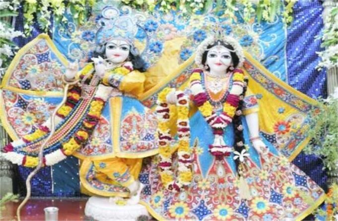 वृंदावन-बरसाना के प्रमुख मंदिरों में रोहतक की बनीं पोशाकें पहनेंगे देवी-देवता