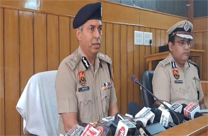 मनीषा मौत मामले में DGP शत्रुजीत कपूर बोले- जल्द ही CBI को सौंपा जाएगा केस