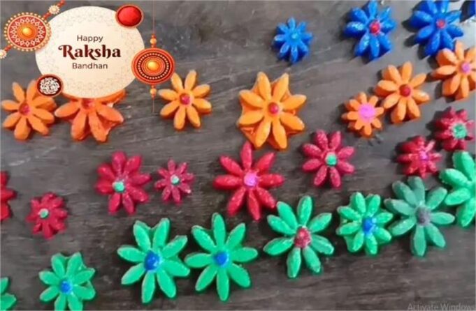 कुरुक्षेत्र में गाय के गोबर से तैयार की ये स्पेशल राखी, बॉर्डर पर जवानों को बांधने जाएंगे बच्चे