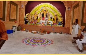 चंडीगढ़ कालीबाड़ी मंदिर में बेलूर मठ जैसे 50 फीट ऊंचे भव्य पंडाल, मां शाकुंभरी देवी के दर्शन के लिए उमड़ा जनसैलाब