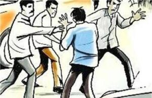 ड्यूटी पर जा रहे मॉल कर्मचारी पर तीन हमलावरों ने किया चाकू से हमला