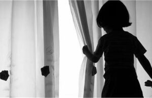 76 साल के बुजुर्ग ने 6 साल की बच्ची के साथ की अश्लील हरकत, टॉफी देने का लालच देकर बुलाया… फिर