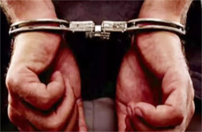 गंदे वीडियो दिखाना, गलत जगह छूना, टीचर ने मासूम बच्चों के साथ की घिनौनी हरकत… ऐसे हुआ अरेस्ट