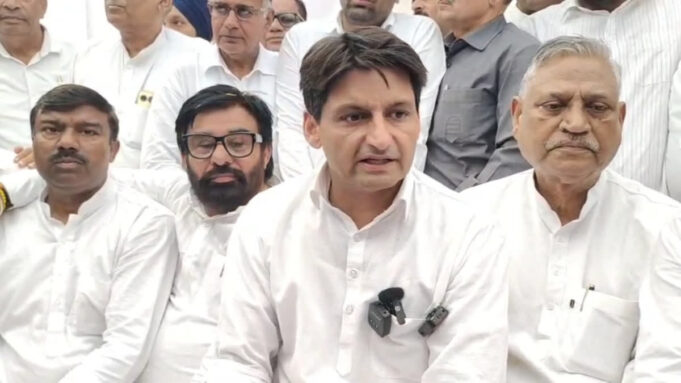 हरियाणा IPS सुसाइड केस: दीपेंद्र हुड्डा का आरोप, “परिवार के साथ अन्याय, ADGP रैंक के अफसर को भी नहीं मिल रहा न्याय”