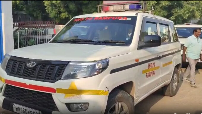 रेवाड़ी में करवा चौथ पर दहशत: शराबी पति ने पत्नी और बेटी को लगाई आग, खुद भी झुलसा, घायलों का इलाज जारी