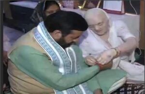 छोरा चाहे CM हो, मां का आशीर्वाद सबसे बड़ा, नायब सिंह सैनी ने लिया मां का आशीर्वाद