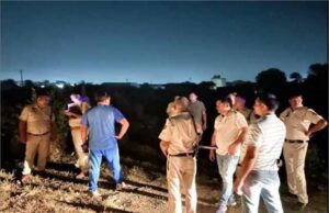 पुलिस मुठभेड़ में दो बदमाश गिरफ्तार, एक को पैर में गोली लगी तो दूसरा बाइक से गिरकर घायल