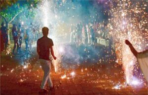 दिवाली पर हरियाणा सरकार की गाइडलाइन जारी, तय समय तक ही फोड़े जा सकेंगे पटाखे