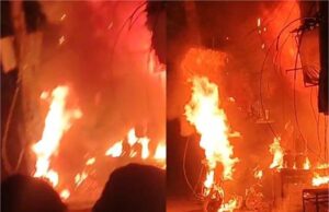 लक्ष्मण विहार में गैस सिलेंडर विस्फोट, एक व्यक्ति घायल और दो वाहन जलकर खाक