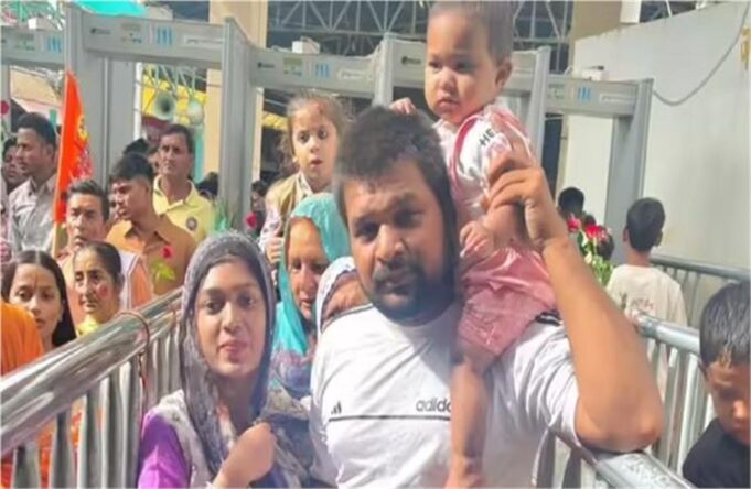 सड़क हादसे में सत्संग से लौट रहे दंपती और दो साल की बेटी की दर्दनाक मौत, क्षेत्र में शोक का माहौल