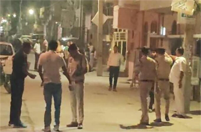 कोचिंग से लौट रही युवती को गोली मारकर आरोपी फरार, मौके पर छोड़ा हथियार