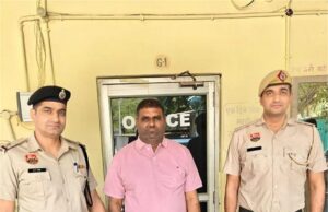 रेहड़ी किराए के विवाद में चली गोली, दादा ने पोते पर गाड़ी चढ़ा दी