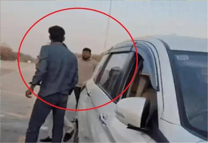 सिख युवक पर टोल प्लाजा में हमला, BKU ने 3 घंटे टोल फ्री करवाया