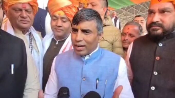 महिपाल ढांडा गन्नौर में बोले: कांग्रेस विदेशी ताकतों से जुड़ी, इंडिगो एयरलाइंस को चेतावनी