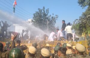 यूथ कांग्रेस का कुरुक्षेत्र में विरोध प्रदर्शन, पुलिस ने वाटर कैनन का इस्तेमाल किया