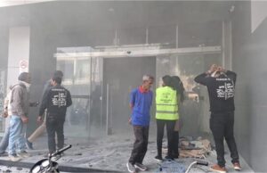 सोनीपत में Zudio शोरूम में अचानक आग, कर्मचारी और लोग भागकर बचाए अपनी जान