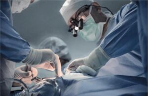 अस्पताल का बड़ा गड़बड़: रसोली के साथ महिला का गर्भाश्य भी निकाल दिया, कोर्ट ने लगाई भारी जुर्मा